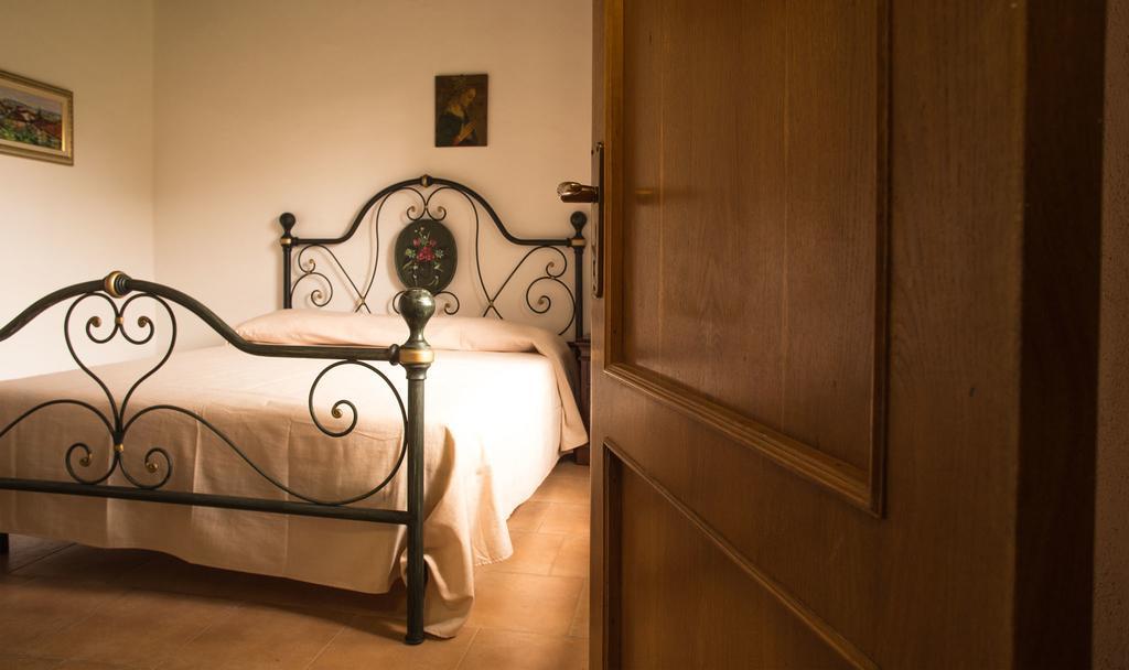Agriturismo Podere Valdo ガヴォッラーノ エクステリア 写真