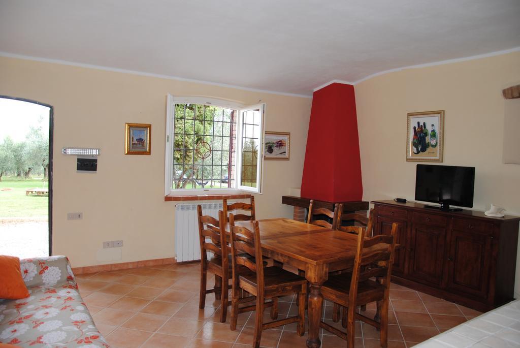 Agriturismo Podere Valdo ガヴォッラーノ 部屋 写真