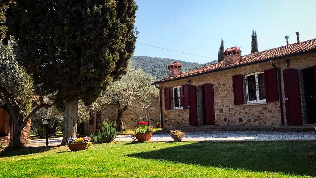 Agriturismo Podere Valdo ガヴォッラーノ エクステリア 写真