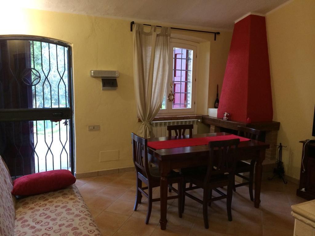 Agriturismo Podere Valdo ガヴォッラーノ エクステリア 写真